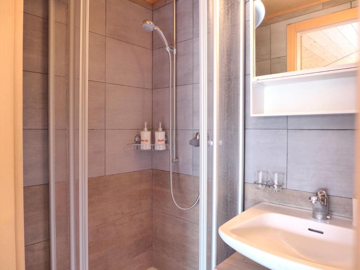 Apartment Chalet Vamika By Interhome Niederried bei Interlaken Екстериор снимка